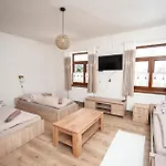 Hotel apartamentowy Pod Ubocou *