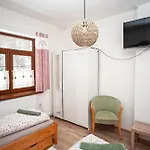 Hotel apartamentowy Pod Ubocou *