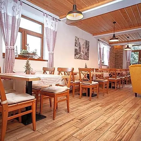 Hotel apartamentowy Pod Ubocou *